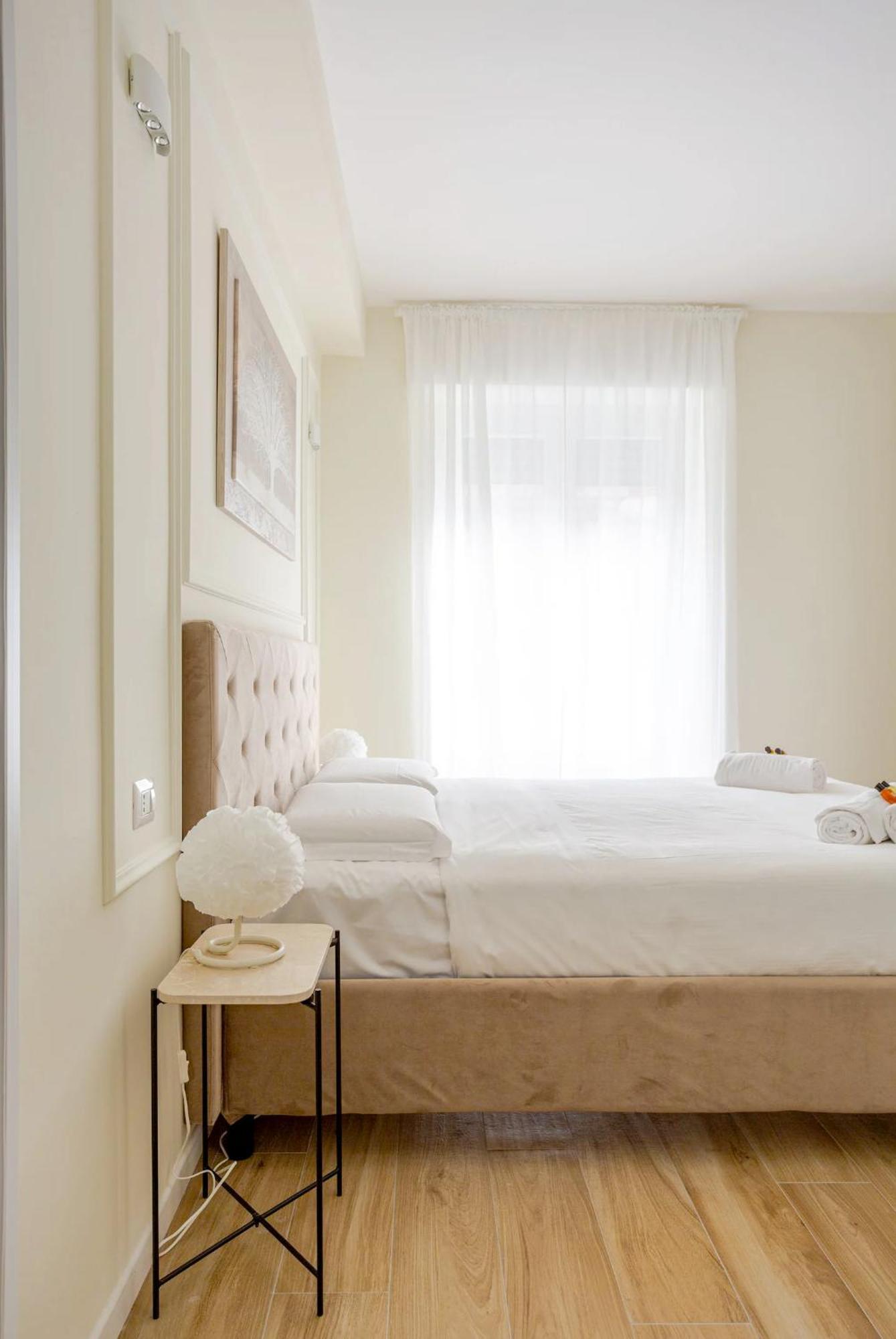 Champagne Suite Milano Exterior foto
